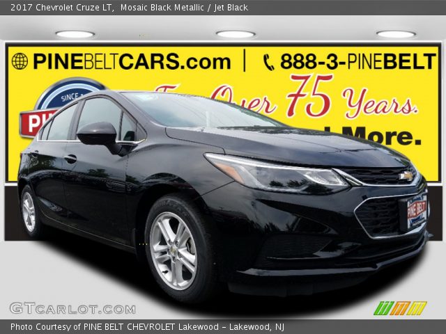2017 Chevrolet Cruze LT in Mosaic Black Metallic