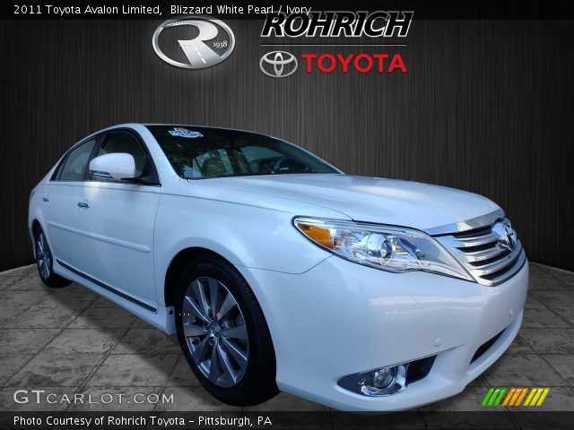 2011 Toyota Avalon Limited in Blizzard White Pearl