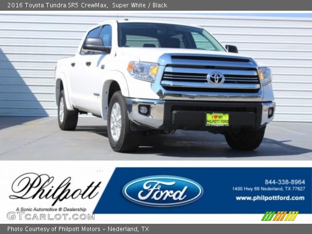 2016 Toyota Tundra SR5 CrewMax in Super White