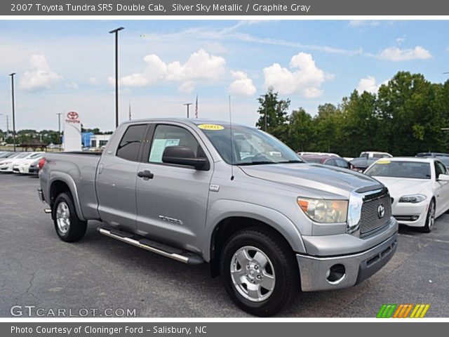 2007 Toyota Tundra SR5 Double Cab in Silver Sky Metallic