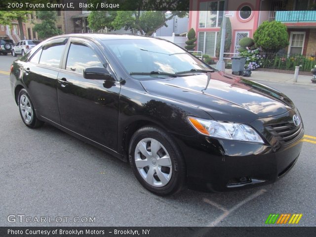 2009 Toyota Camry LE in Black