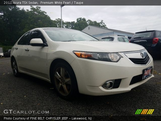 2011 Acura TSX Sedan in Premium White Pearl
