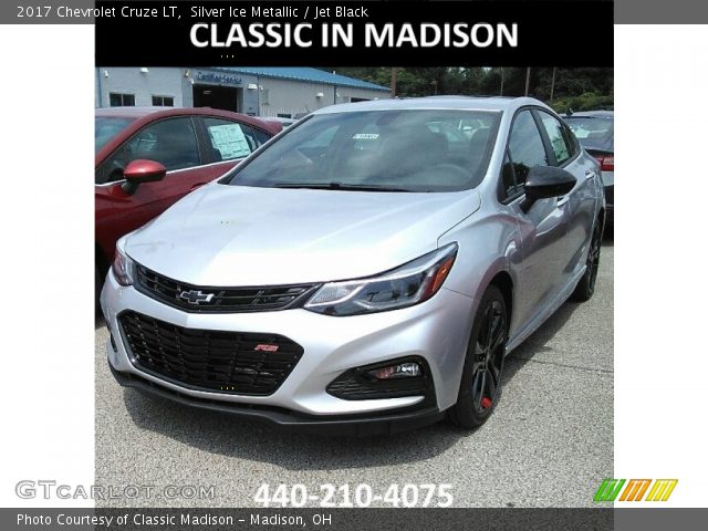 2017 Chevrolet Cruze LT in Silver Ice Metallic