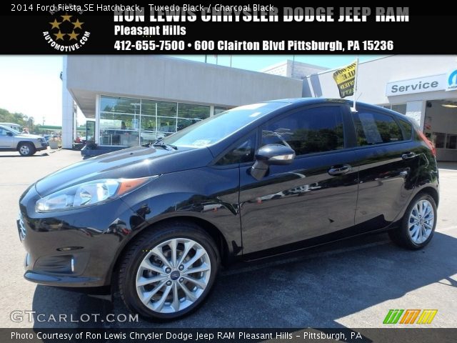 2014 Ford Fiesta SE Hatchback in Tuxedo Black