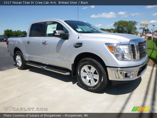 2017 Nissan Titan SV Crew Cab 4x4 in Brilliant Silver