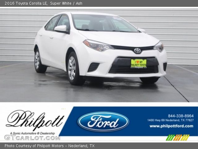 2016 Toyota Corolla LE in Super White