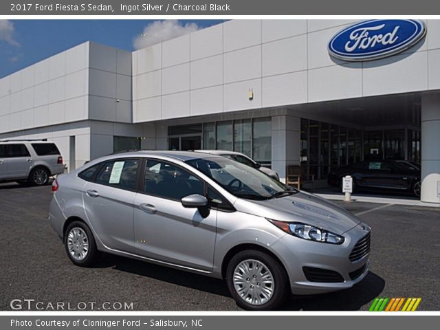 2017 Ford Fiesta S Sedan in Ingot Silver