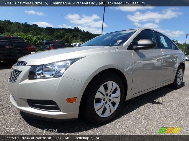 2013 Chevrolet Cruze LS in Champagne Silver Metallic