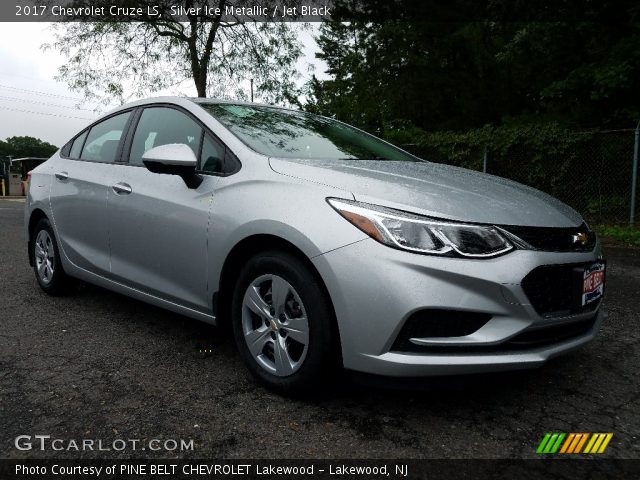 2017 Chevrolet Cruze LS in Silver Ice Metallic