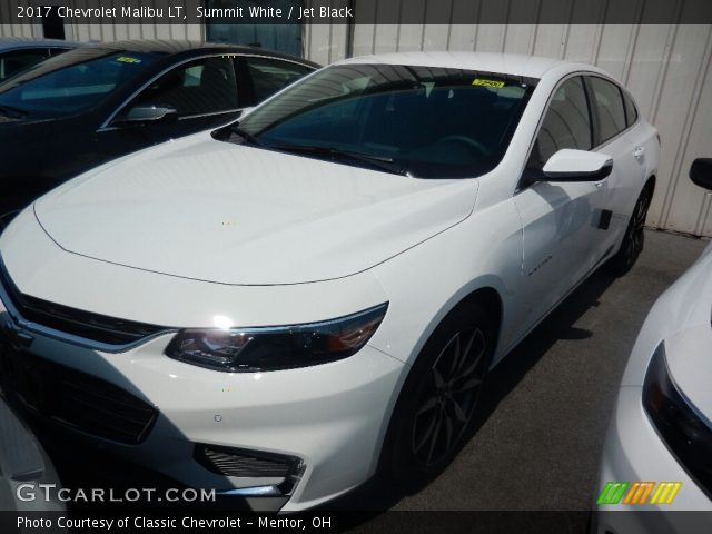 2017 Chevrolet Malibu LT in Summit White
