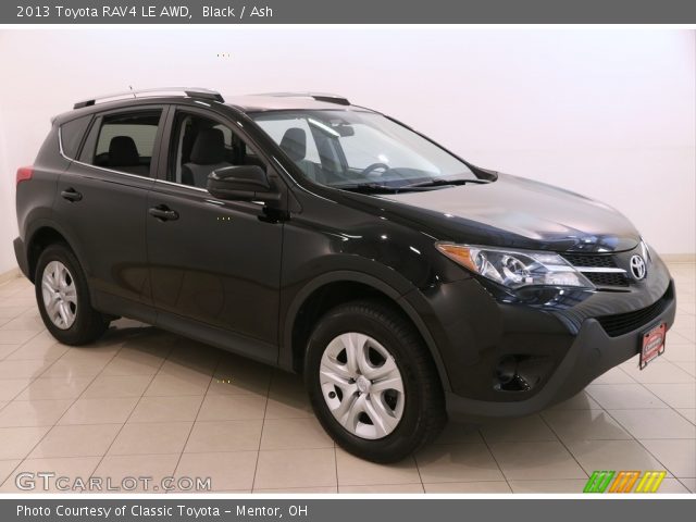 2013 Toyota RAV4 LE AWD in Black