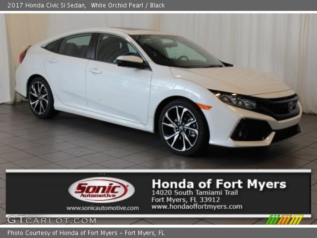 2017 Honda Civic Si Sedan in White Orchid Pearl