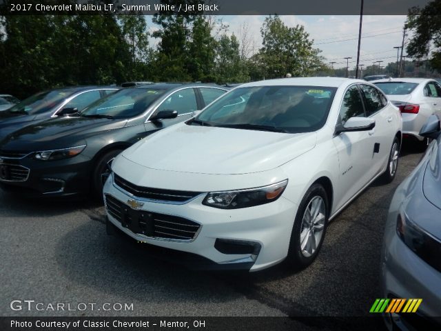 2017 Chevrolet Malibu LT in Summit White