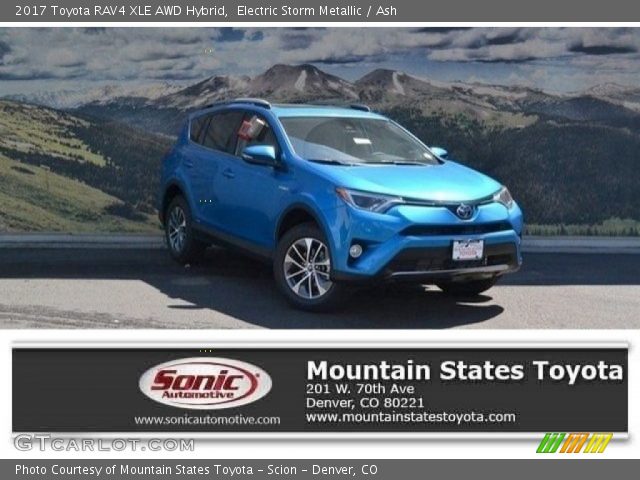 2017 Toyota RAV4 XLE AWD Hybrid in Electric Storm Metallic