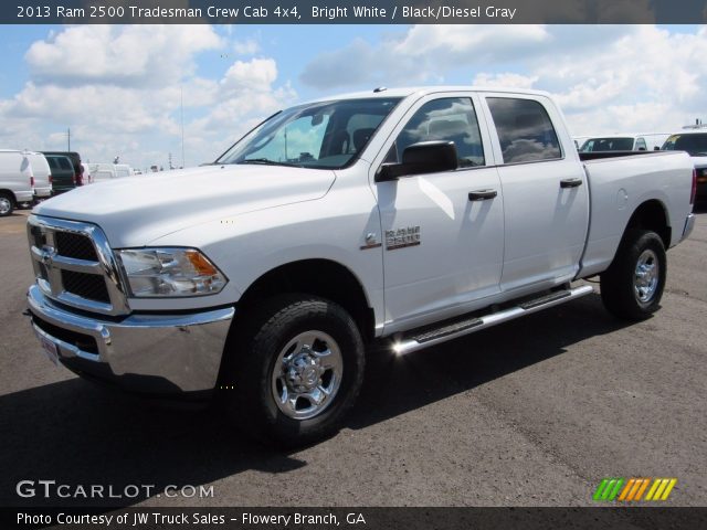 Bright White 2013 Ram 2500 Tradesman Crew Cab 4x4 Black