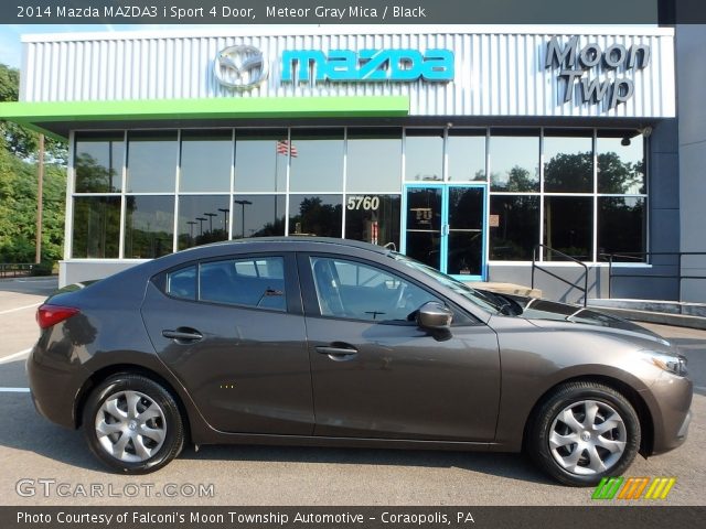 2014 Mazda MAZDA3 i Sport 4 Door in Meteor Gray Mica