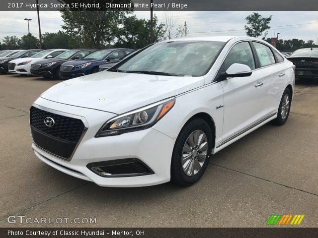 2017 Hyundai Sonata SE Hybrid in Diamond White Pearl