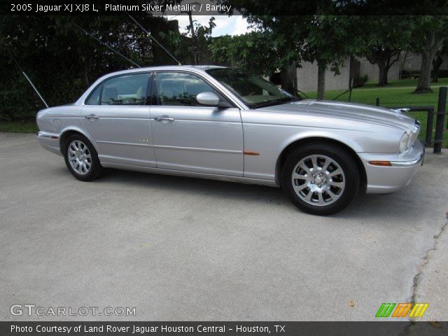 2005 Jaguar XJ XJ8 L in Platinum Silver Metallic