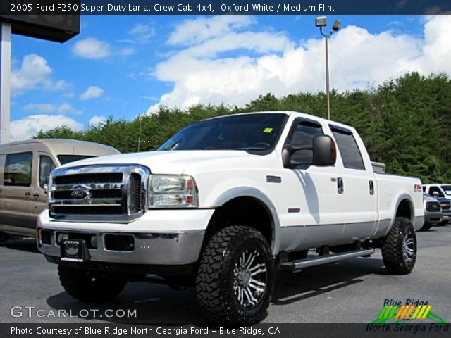 2005 Ford F250 Super Duty Lariat Crew Cab 4x4 in Oxford White