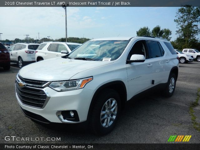 2018 Chevrolet Traverse LT AWD in Iridescent Pearl Tricoat