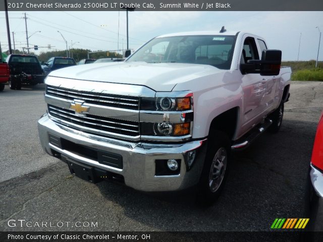 2017 Chevrolet Silverado 2500HD LT Double Cab in Summit White