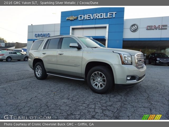 2016 GMC Yukon SLT in Sparkling Silver Metallic