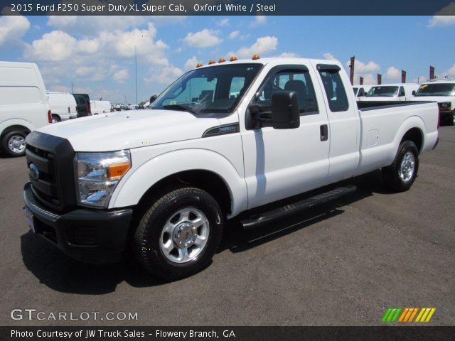 2015 Ford F250 Super Duty XL Super Cab in Oxford White