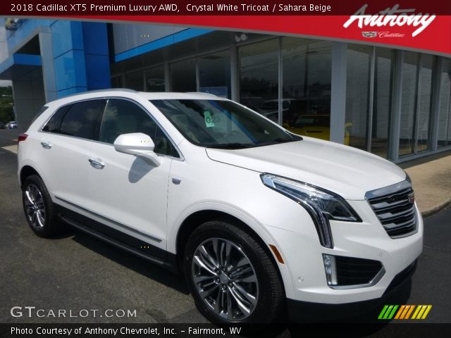 2018 Cadillac XT5 Premium Luxury AWD in Crystal White Tricoat