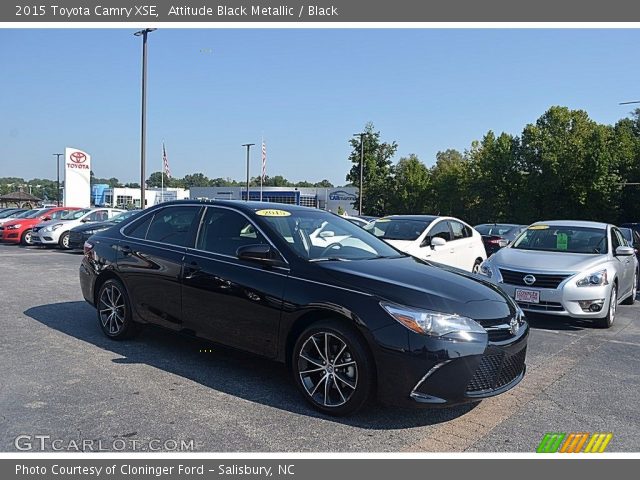 2015 Toyota Camry XSE in Attitude Black Metallic