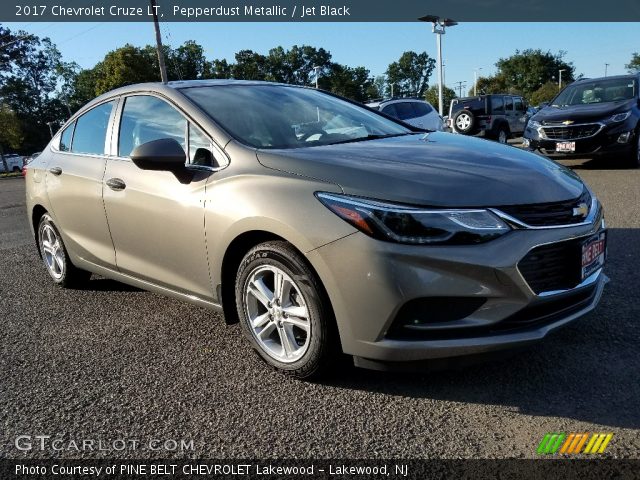 2017 Chevrolet Cruze LT in Pepperdust Metallic