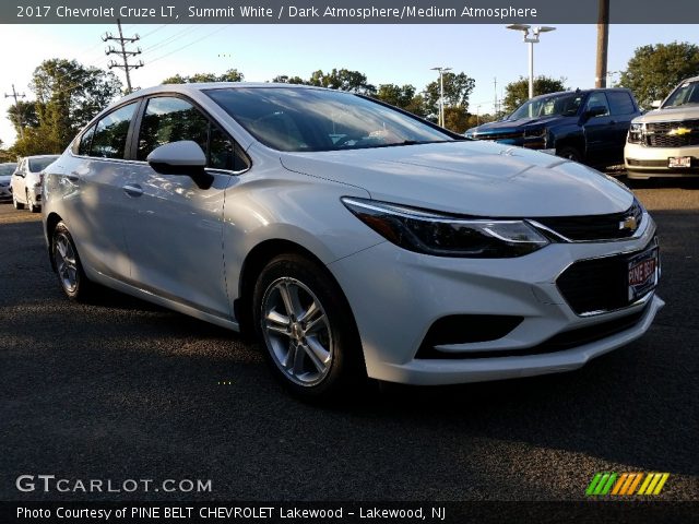 2017 Chevrolet Cruze LT in Summit White