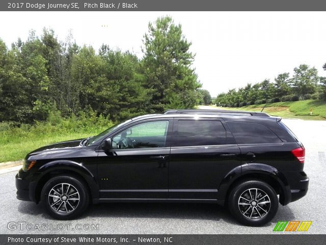 2017 Dodge Journey SE in Pitch Black