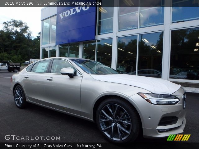 2018 Volvo S90 T5 in Luminous Sand Metallic