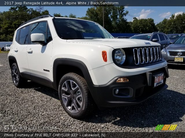 2017 Jeep Renegade Latitude 4x4 in Alpine White