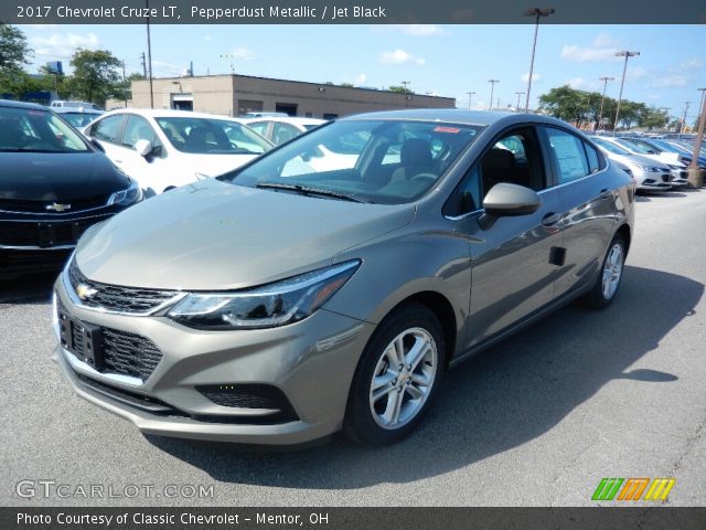 2017 Chevrolet Cruze LT in Pepperdust Metallic