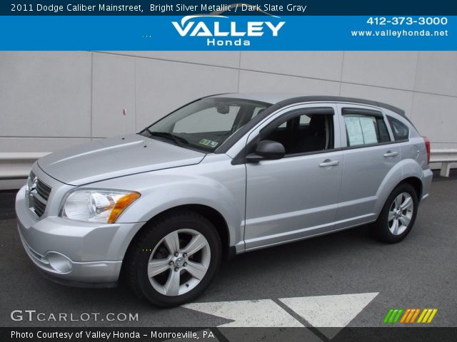 2011 Dodge Caliber Mainstreet in Bright Silver Metallic