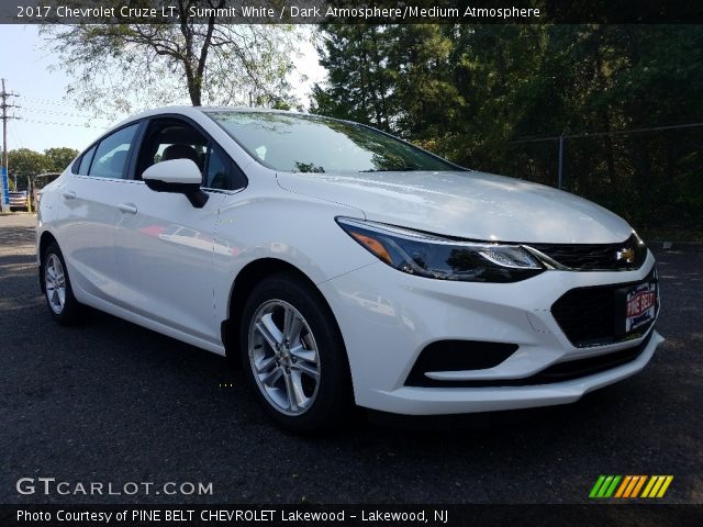 2017 Chevrolet Cruze LT in Summit White