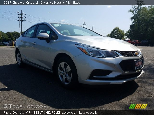 2017 Chevrolet Cruze LS in Silver Ice Metallic