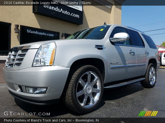 2010 Cadillac Escalade Luxury AWD in Silver Lining