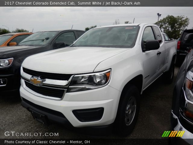 2017 Chevrolet Colorado Extended Cab in Summit White