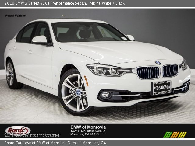 2018 BMW 3 Series 330e iPerformance Sedan in Alpine White