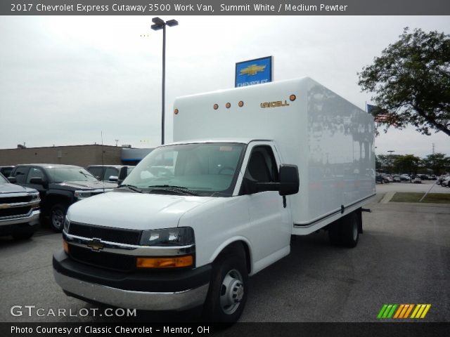 2017 Chevrolet Express Cutaway 3500 Work Van in Summit White
