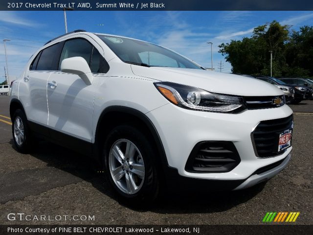 2017 Chevrolet Trax LT AWD in Summit White