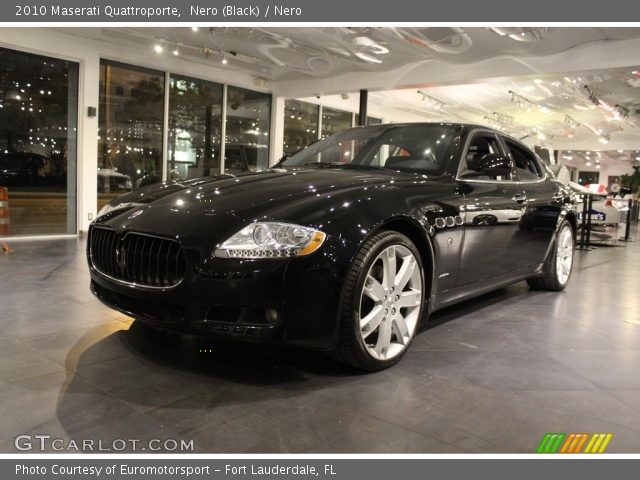 2010 Maserati Quattroporte  in Nero (Black)