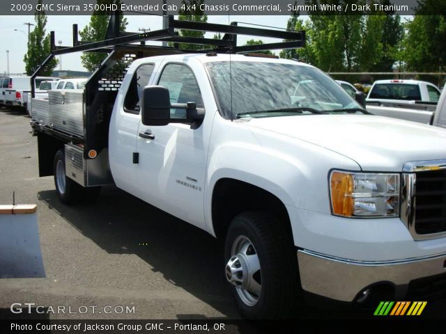 2009 GMC Sierra 3500HD Extended Cab 4x4 Chassis Commercial in Summit White