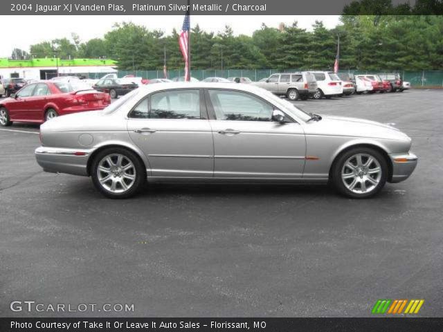 2004 Jaguar XJ Vanden Plas in Platinum Silver Metallic