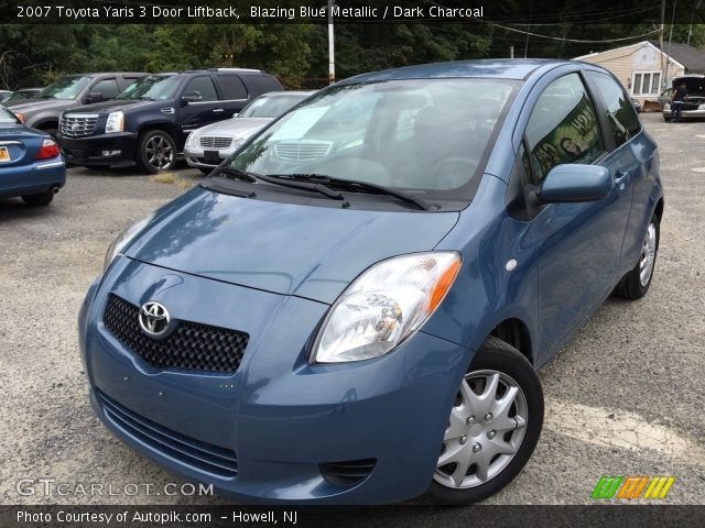 2007 Toyota Yaris 3 Door Liftback in Blazing Blue Metallic