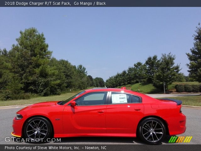 2018 Dodge Charger R/T Scat Pack in Go Mango