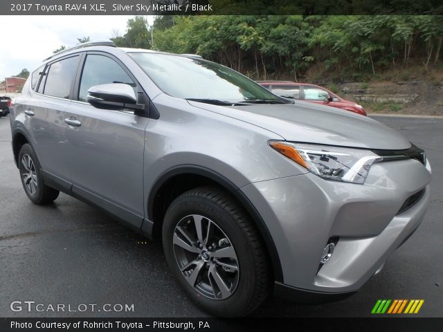 2017 Toyota RAV4 XLE in Silver Sky Metallic