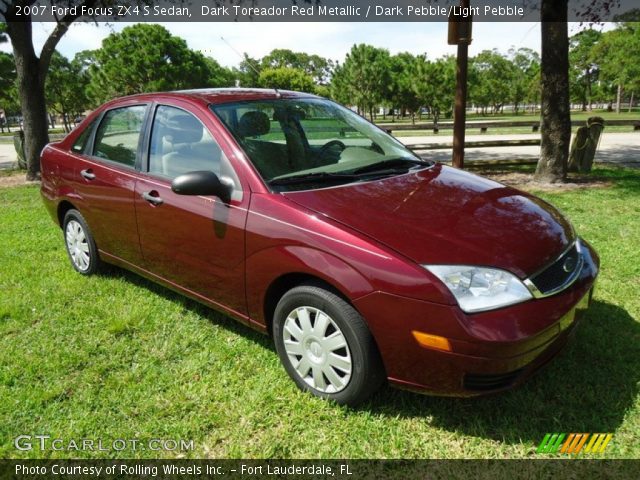 2007 Ford Focus ZX4 S Sedan in Dark Toreador Red Metallic